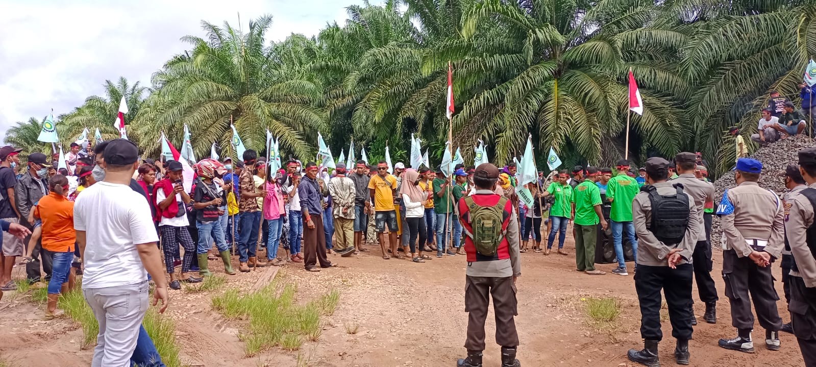 Dianggap Tidak Penuhi Kewajiban Pembayaran THR, Ratusan Karyawan Demo Perusahaan PT. MSAL