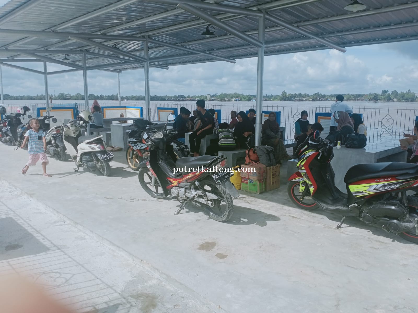 Aktifitas Pelabuhan Selat sudah berjalan