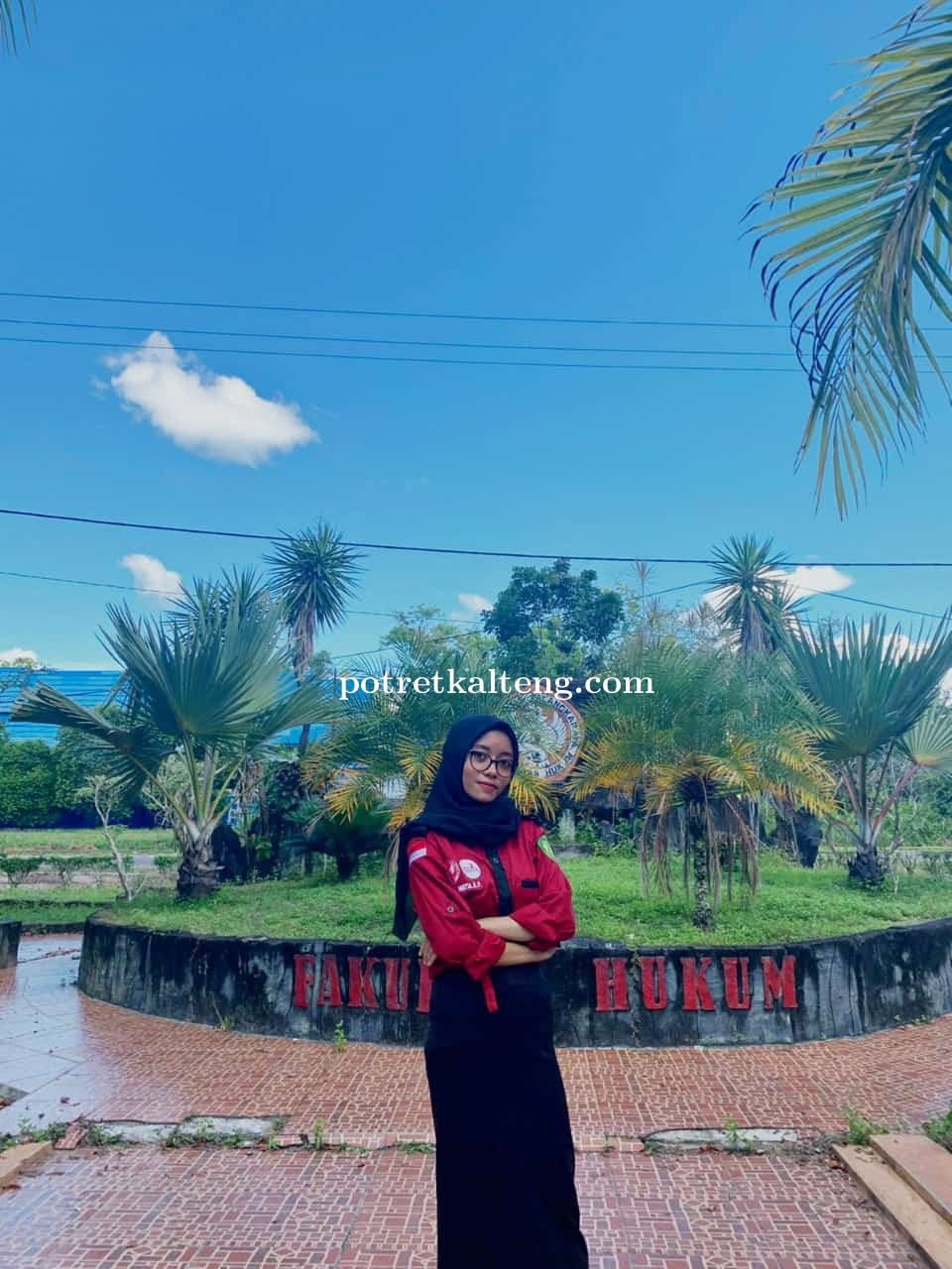 LEGALITAS BITCOIN DALAM PANDANGAN HUKUM INDONESIA