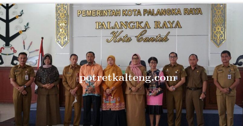 Sekda Kota Palangka Raya Lepas Pejabat Yang Memasuki Purna Tugas