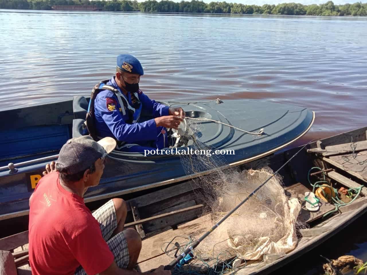 Cegah Ilegal Fishing, Ditpolairud Polda Kalteng Edukasi Nelayan