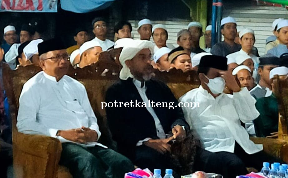 Pedagang dan Masyarakat Antusias Ikuti Perayaan Maulid Nabi Muhammad di Pasar Besar