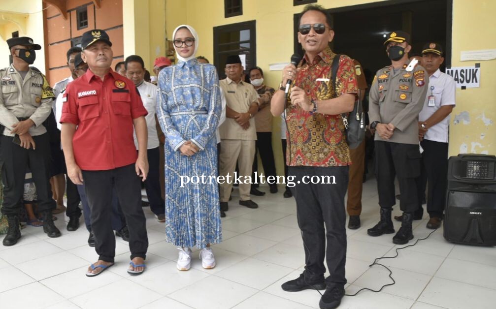 Sambangi Pasar Murah dan Penyeimbang, H. Agustiar Sabran Berikan Subsidi Kepada Masyarakat