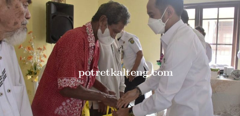 163 Warganya Dapat Bantuan Dari Walikota, Lurah Langkai Ucapkan Terimakasih