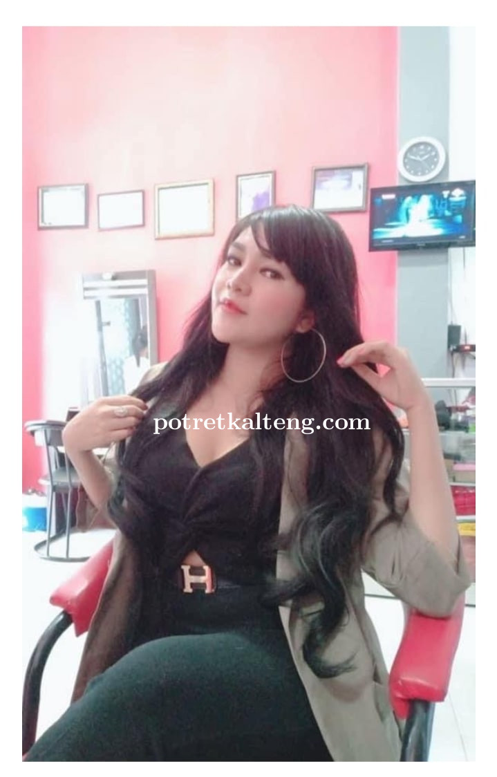 Selebgram Cantik Asal Sampit,Ingatkan Jangan Sampai Postingan Di Medsos Jadi Sarana Tindak Pidana