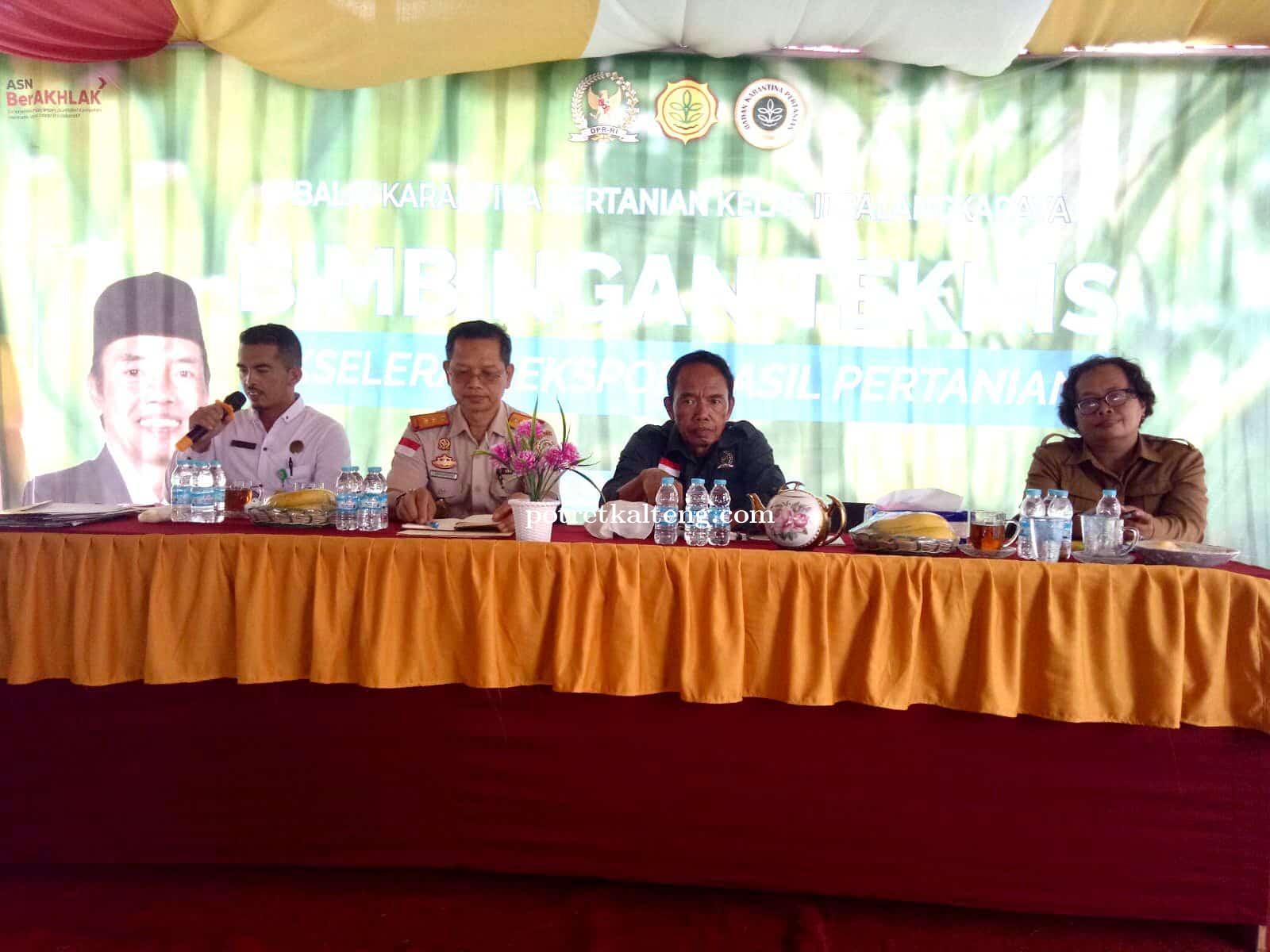 Anggota DPR RI,Berikan Bimbingan Teknis Pertanian Kepada Masyarakat Kapuas