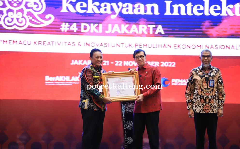 Pemprov Kalteng Terima Penghargaan dari Kementrian Hukum dan Ham