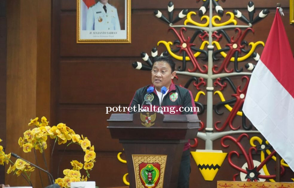Wagub Edy Pratowo Lepas Kontingen PWI Kalteng ke Porwanas 2022