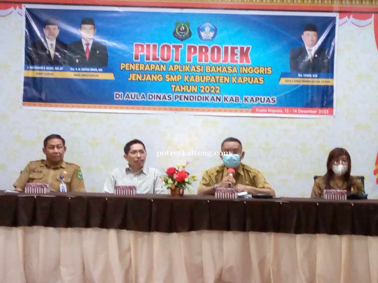 3 Sekolah di Kapuas Ikuti Pilot Projek Penerapan Bahasa Inggris Berbasis Android.