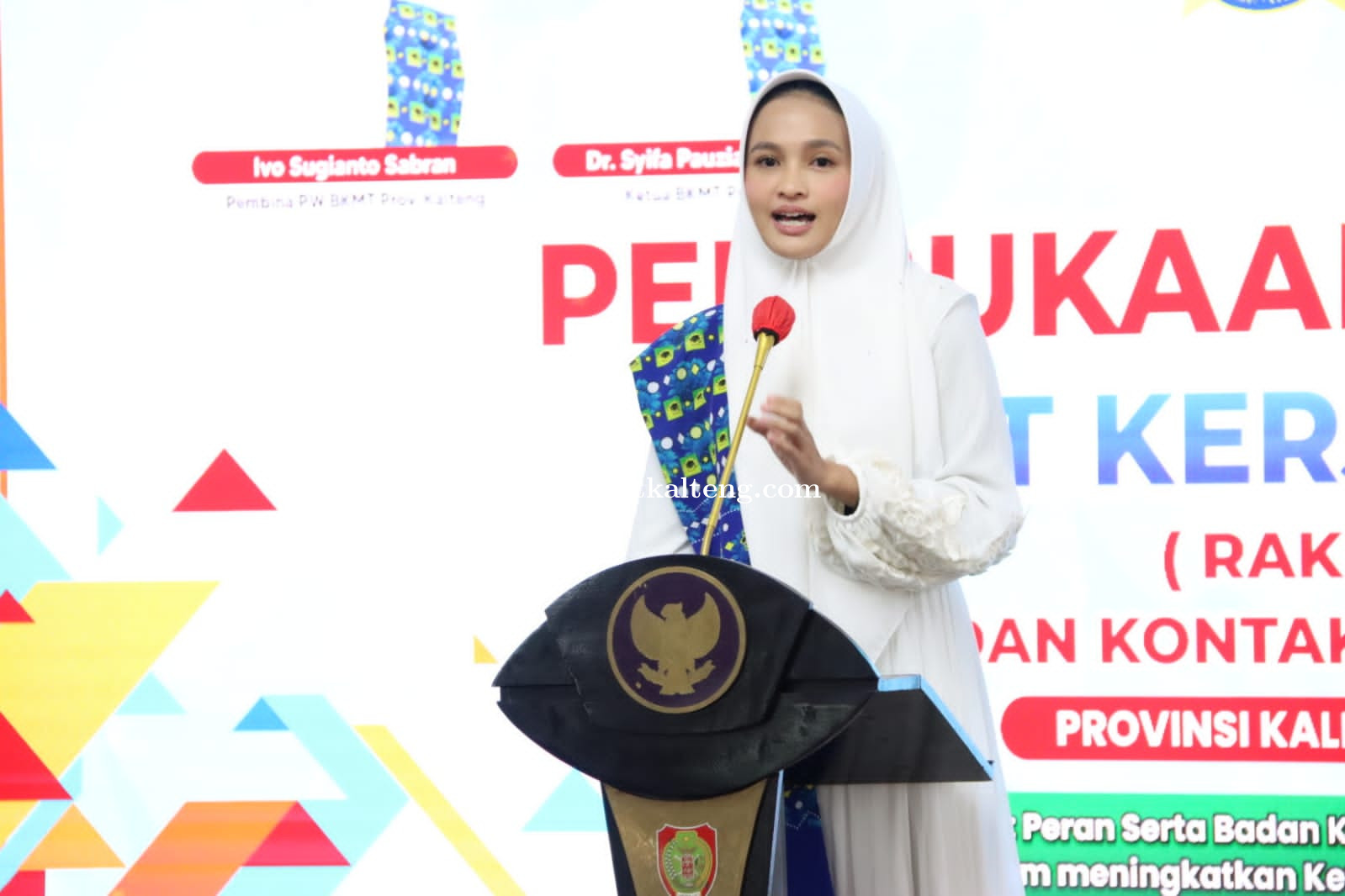 Ivo Sugianto Sabran Buka Rapat Kerja Wilayah Badan Kontak Majelis Taklim (BKMT) Provinsi Kalteng .