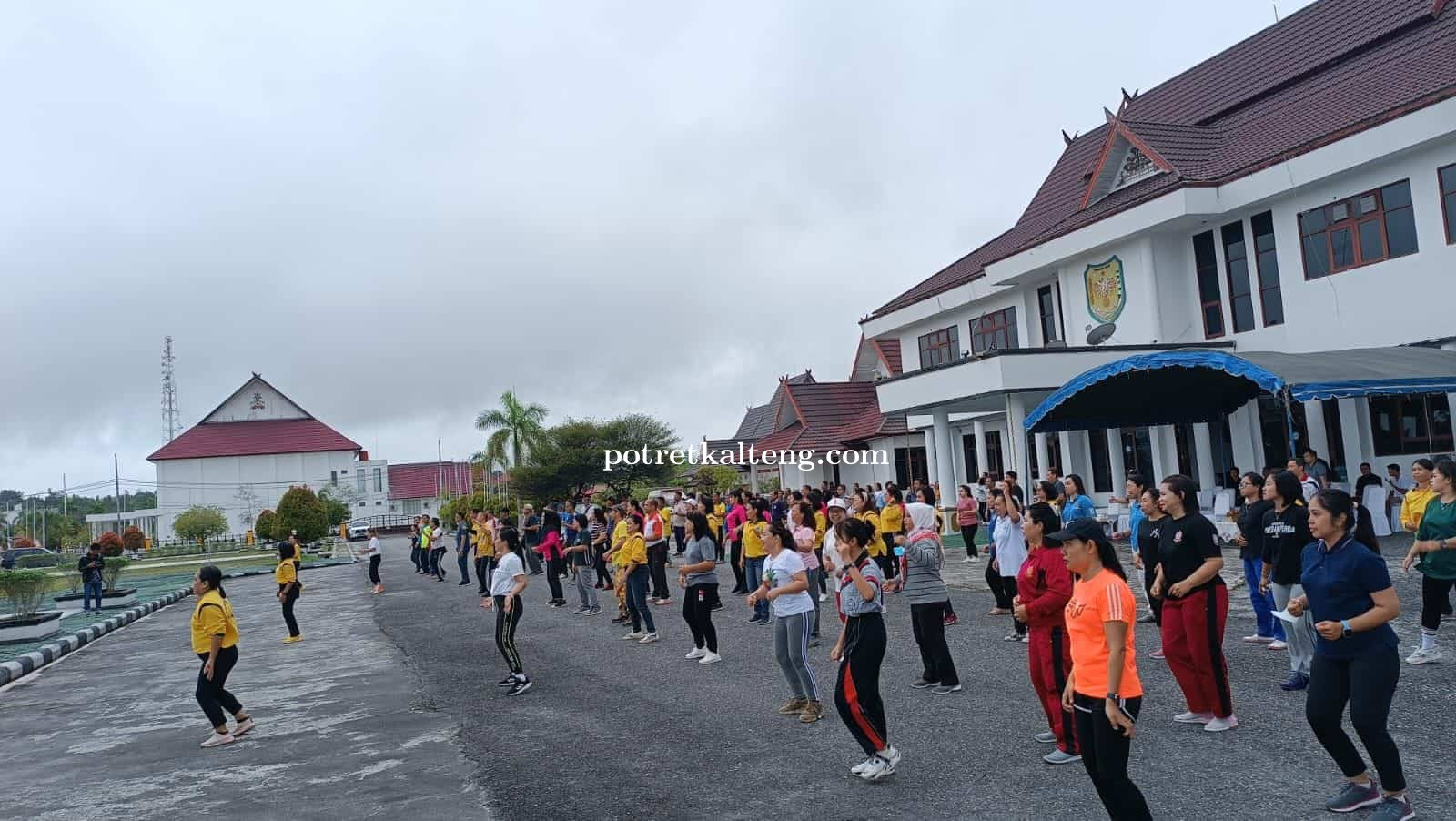 Pemkab Gumas Laksanakan Senam Bersama Forkopimda dan Seluruh Perangkat Daerah