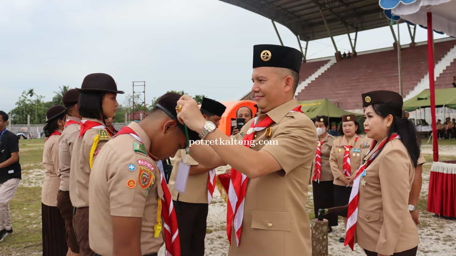 Bupati Gumas Membuka Lomba Tingkat III dan Raimuna Cabang Tingkat Kwarcab