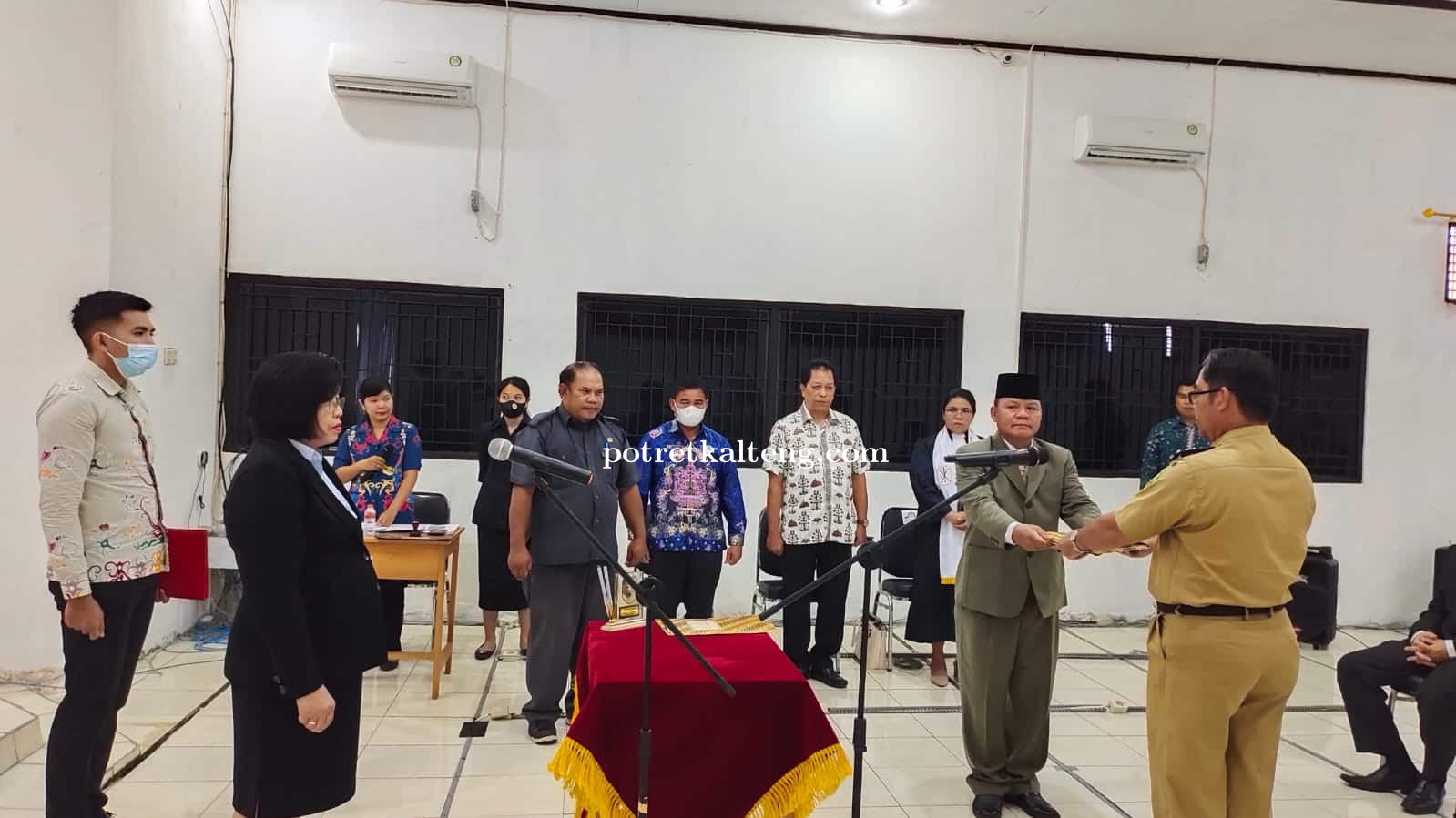 Wakil Bupati Gumas Hadiri Sertijab Camat Damang Batu