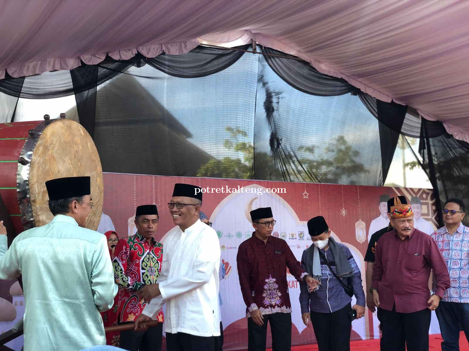 Pasar Ramadan Hapakat Itah Berkat 1444 H/ 2023 M Resmi Dibuka Selama Bulan Ramadhan