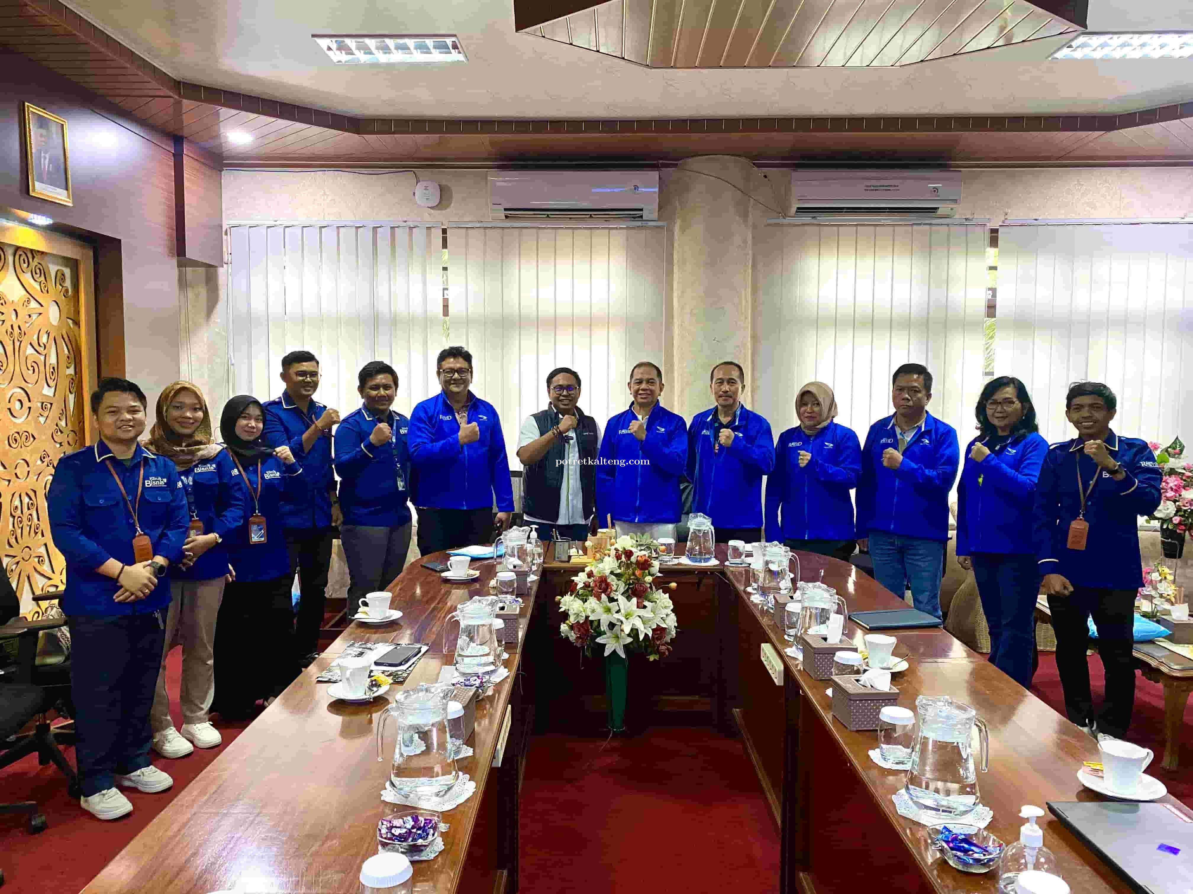 Klinik Bisnis dan Universitas Palangka Raya Kolaborasi Adakan Event Besar Bagi Anak Muda.