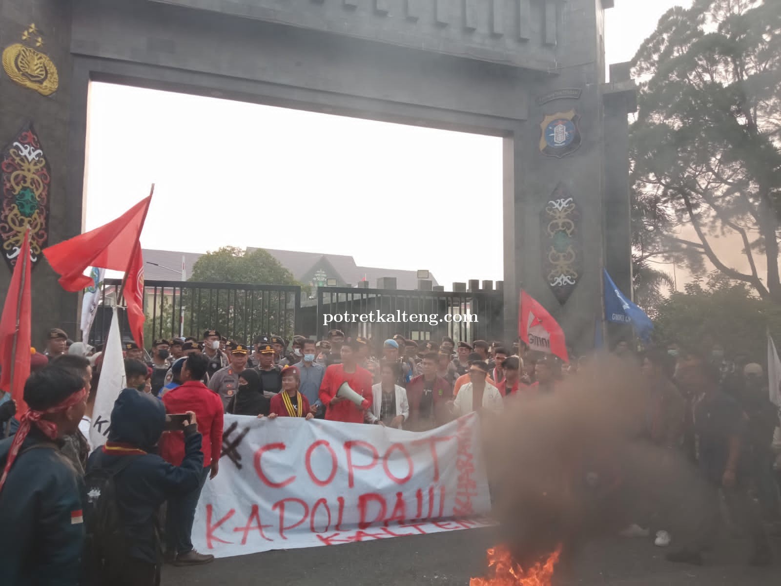 Sempat Tegang, Gerakan Cipayung Plus (Sangkal) Berikan Rapot Merah Untuk Kapolda Kalteng.