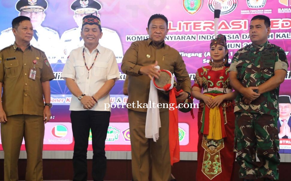 Wagup Kalteng Edy Pratowo Buka Literasi Media Tahun 2023.
