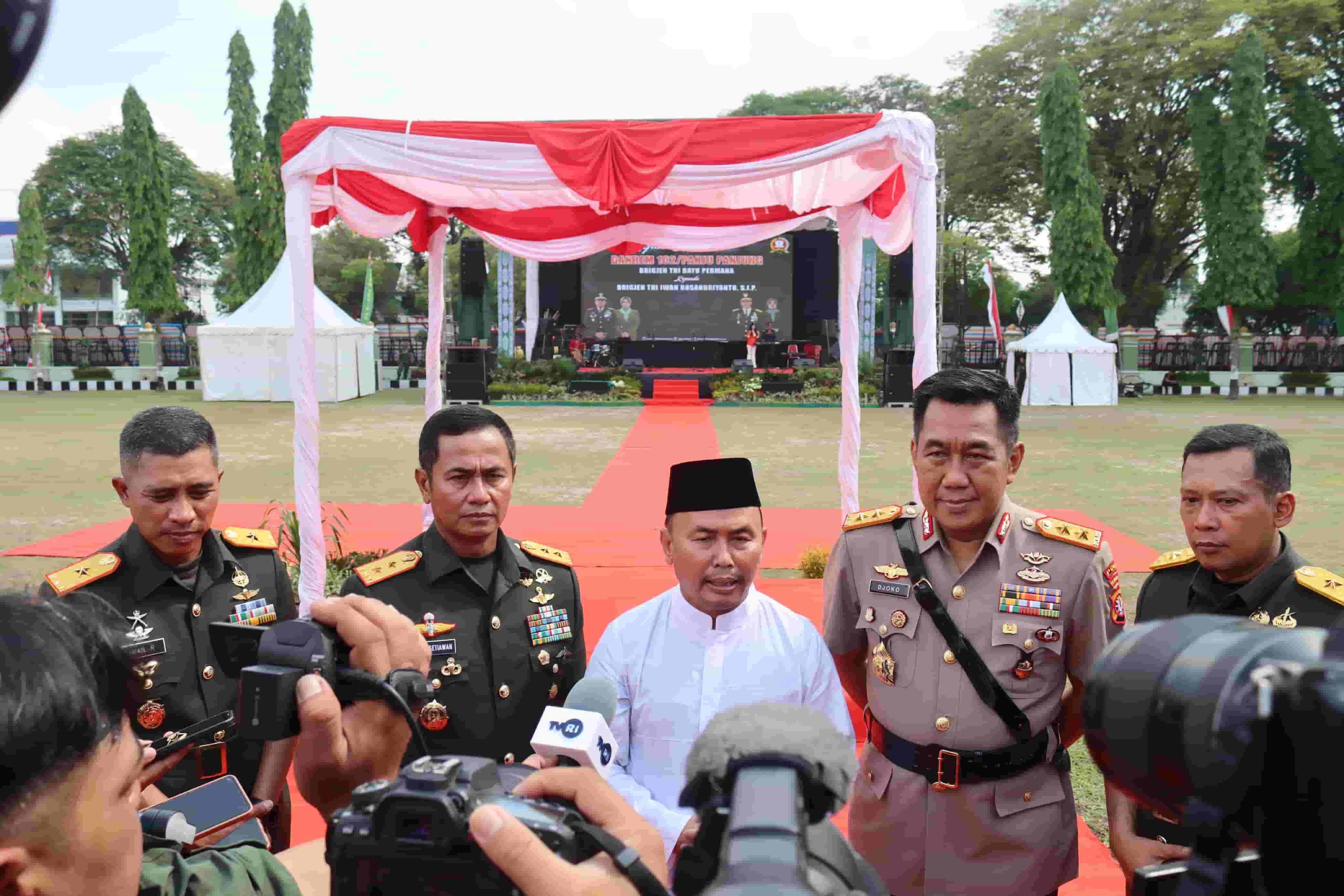 Gubernur Kalteng Hadiri Serah Terima Jabatan Danrem 102 Panju Panjung