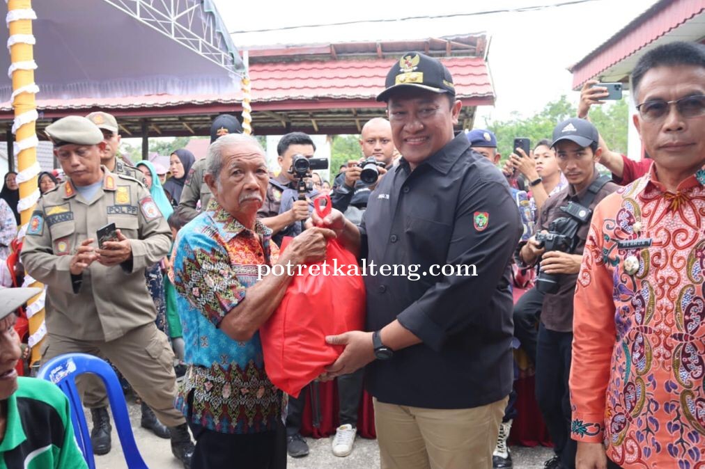 Kendalikan Inflasi dan Dampak Banjir, Pemprov Kalteng Gelar Pasar Penyeimbang di Murung Raya