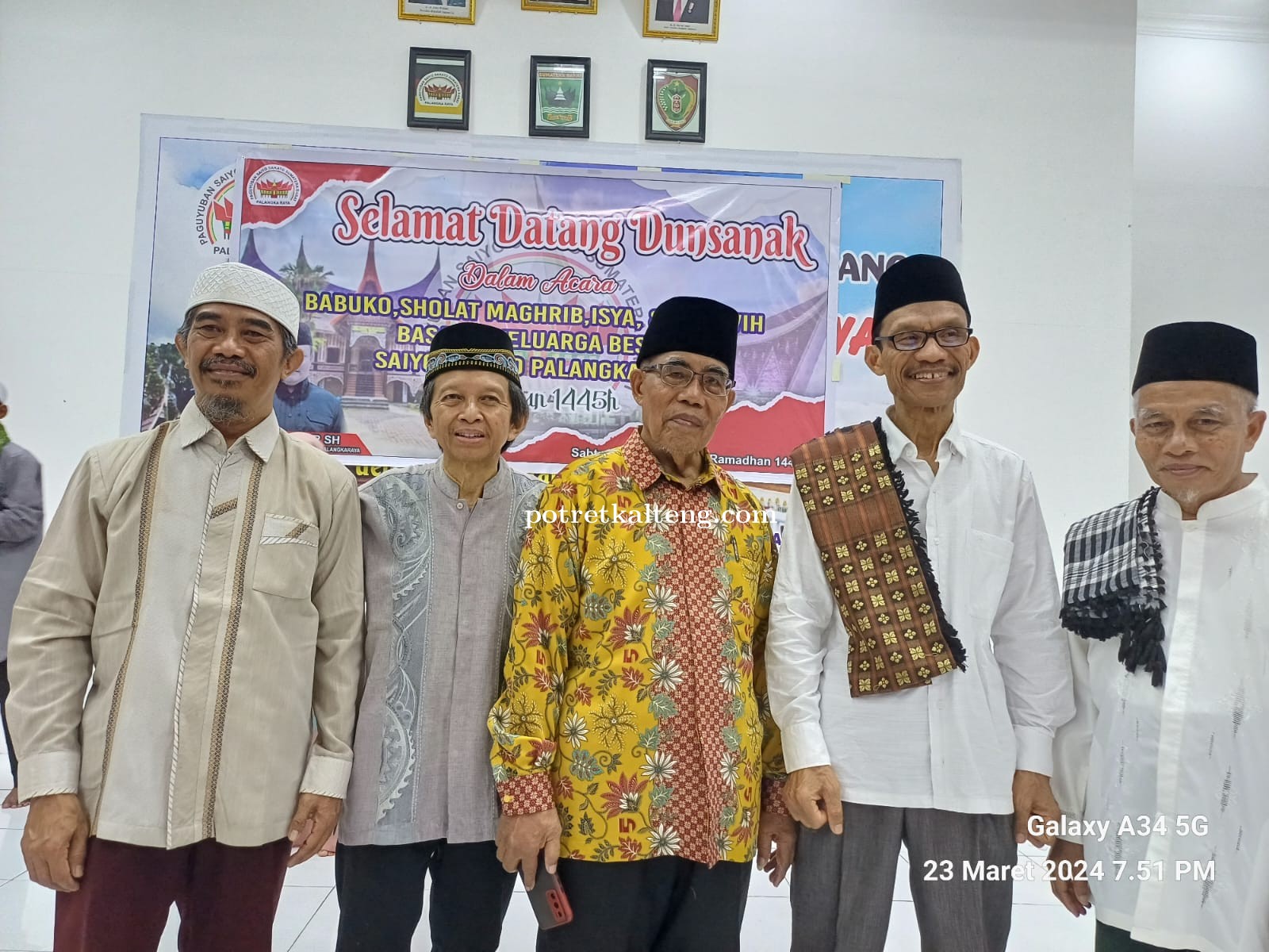 H. Amanto Surya Langka Hadiri Buka Puasa Bersama Keluarga Besar Saiyo Sakato Palangka Raya