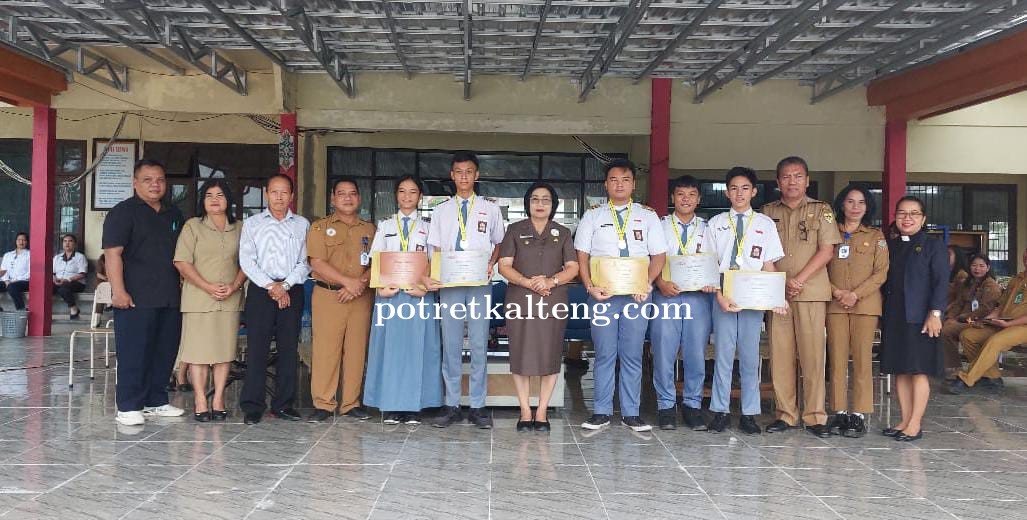 Pemda Gumas Berangkatkan 5 Siswa SMAN 1 Kurun ke Olimpiade Internasional