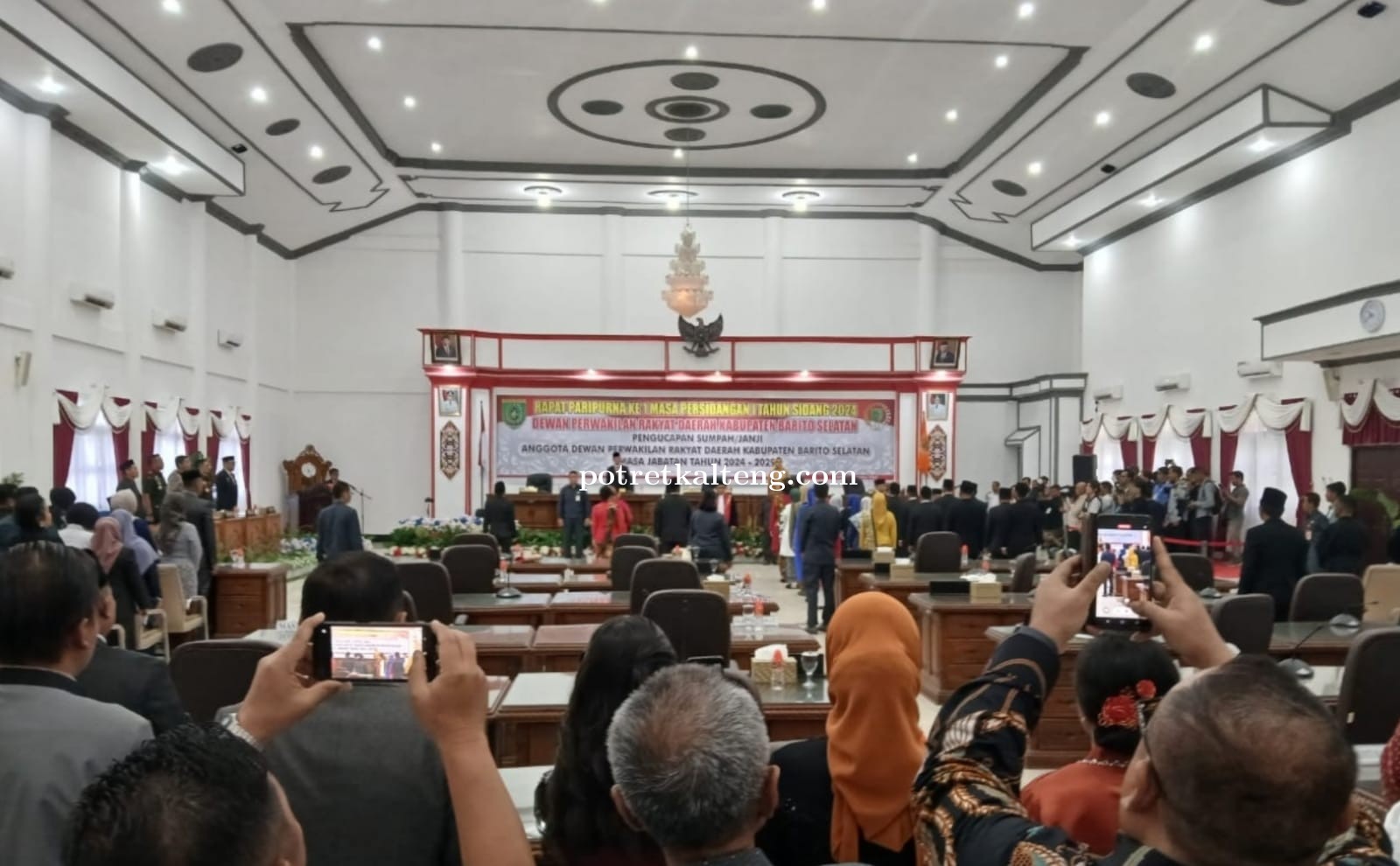25 Anggota DPRD Kabupaten Barsel Periode 2024-2029 Resmi Dilantik Hari Ini