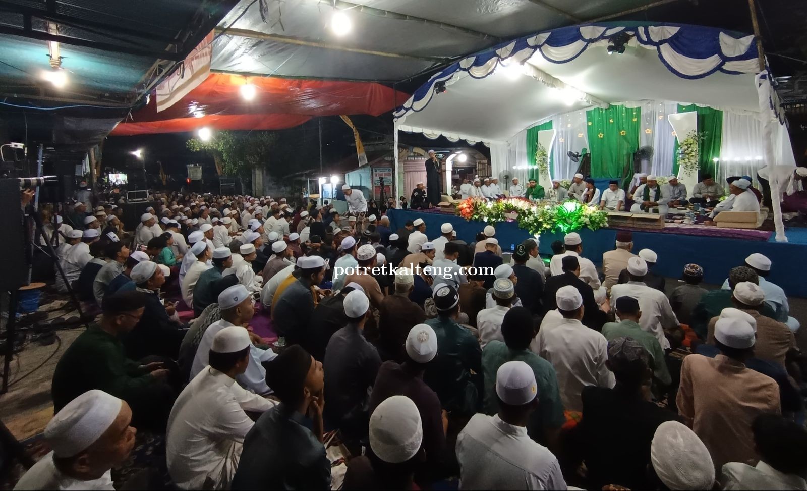 Bakal Calon Bupati Kapuas, Erlin Hadiri Maulid Nabi Muhammad SAW Warga Jalan Mahakam