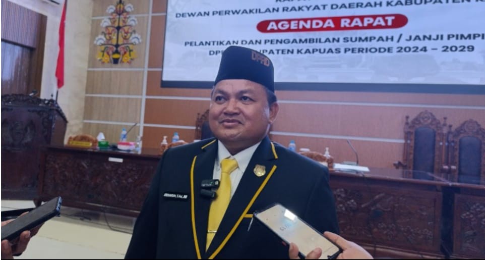 Ardiansah Resmi Dilantik Sebagai Ketua DPRD Kapuas Periode 2024-2029