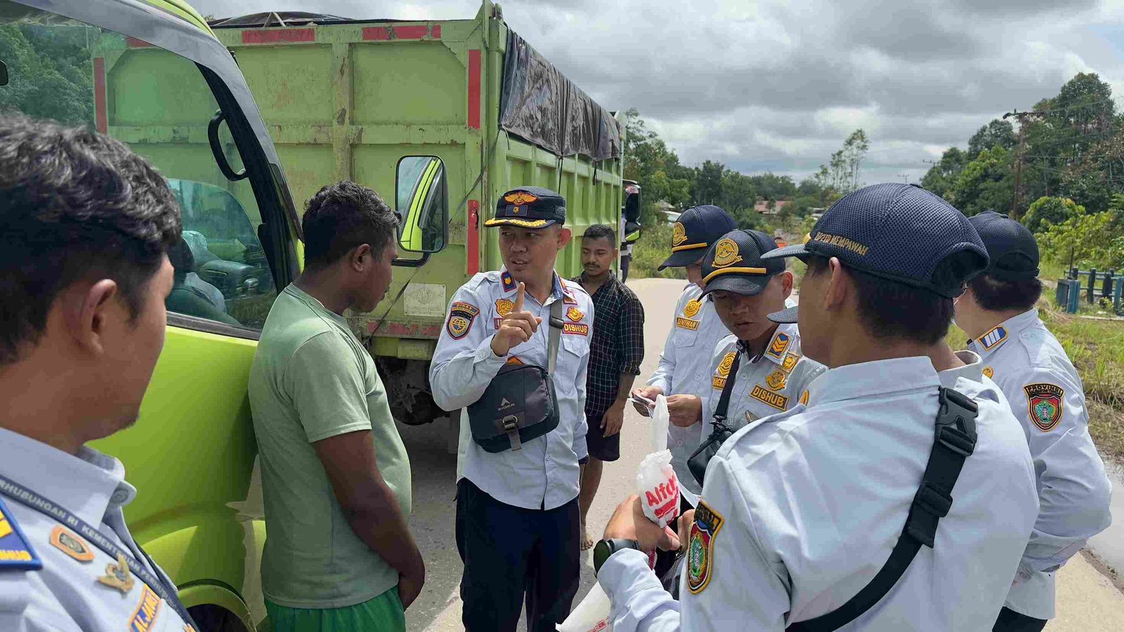 Dishub Provinsi Kalteng Tegakkan Hukum Terpadu demi Keselamatan Lalu Lintas Angkutan Barang