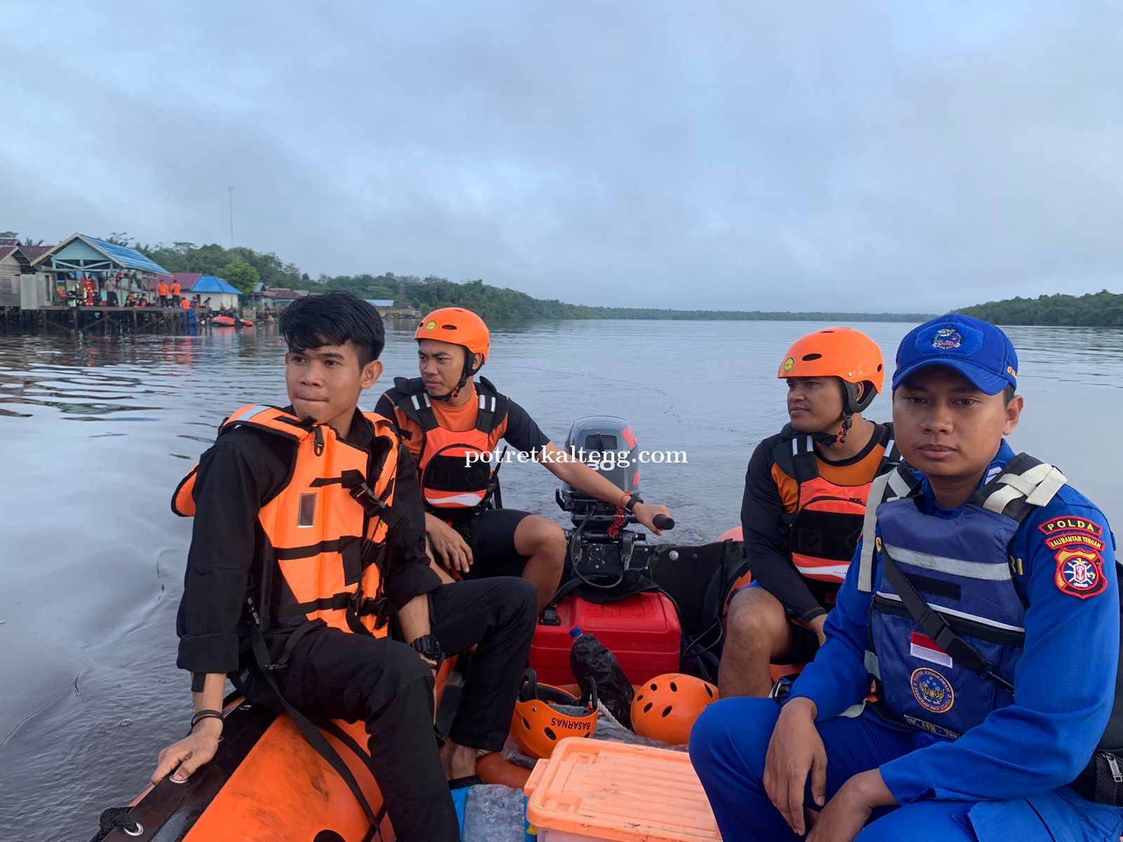 Tim SAR Gabungan Lakukan Pencarian Terhadap Korban Tenggelam Saat Mandi di Sungai