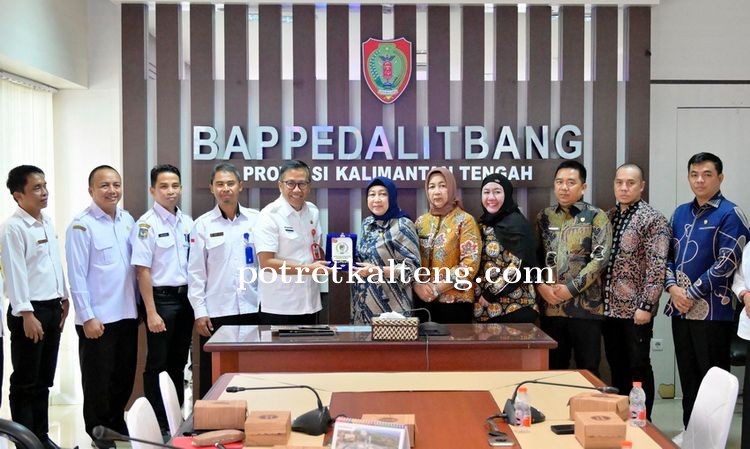 Kepala Bapperida Kalteng Terima Kunjungan Kerja DPRD Barito Utara Bahas Perencanaan Strategis Wilaya