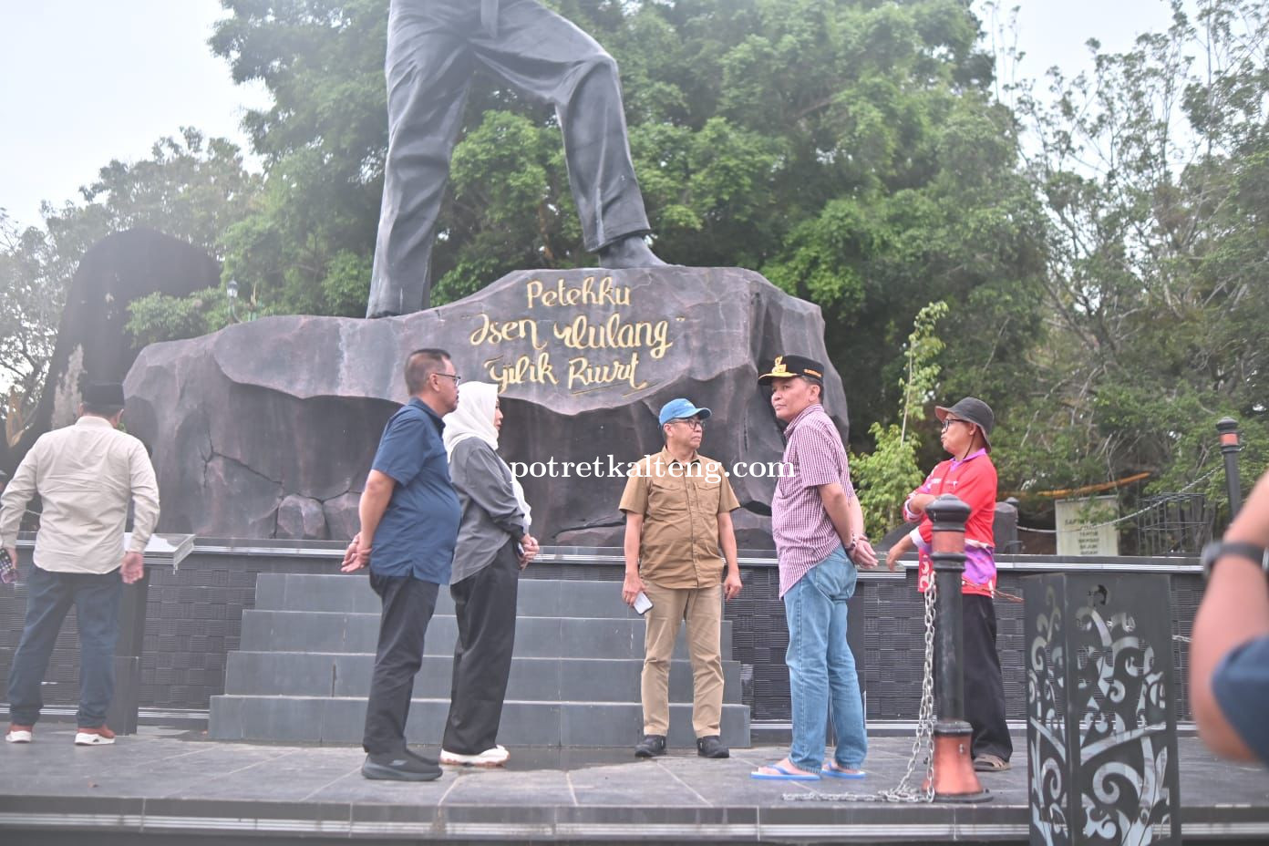 Gubernur Kalimantan Tengah Tinjau TPA dan Objek Wisata di Kotawaringin Barat