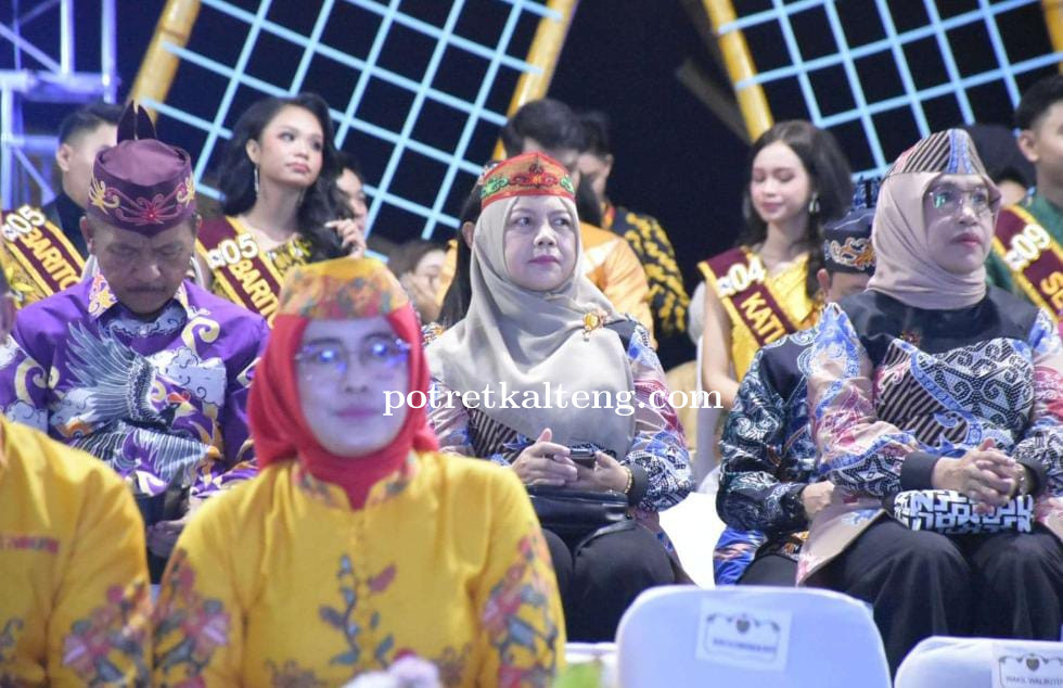 Kepala Dislutkan Kalteng Hadiri Pembukaan Festival Budaya Isen Mulang 2025