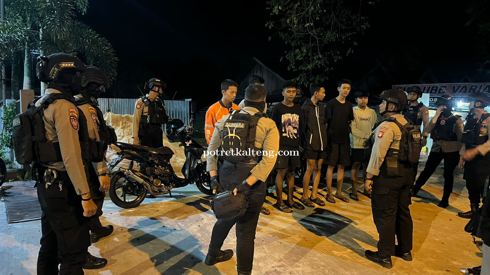 PPRC Ditsamapta Polda Kalteng Bubarkan Tawuran Warga di Palangka Raya