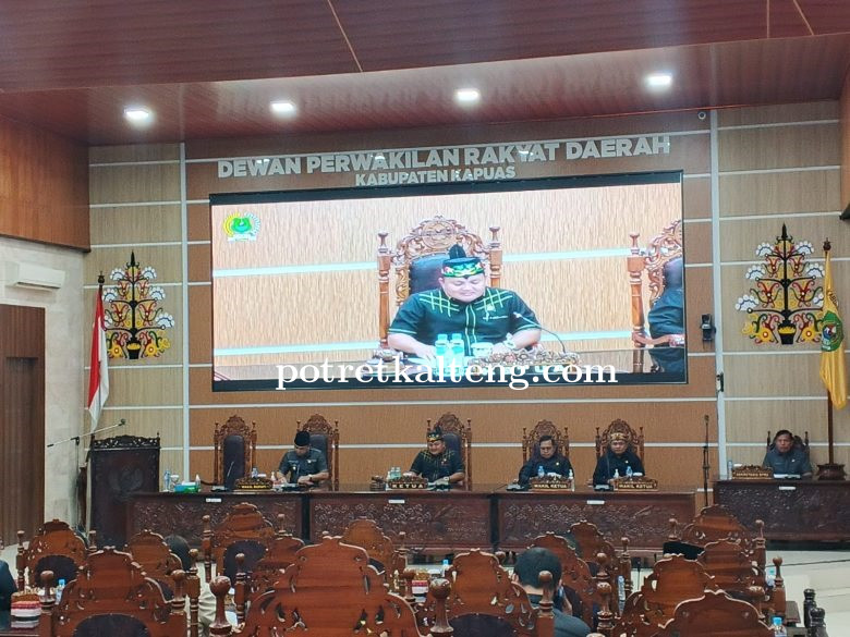 DPRD Kapuas Gelar Paripurna Pemandangan Umum Fraksi Soal Perubahan APBD 2025
