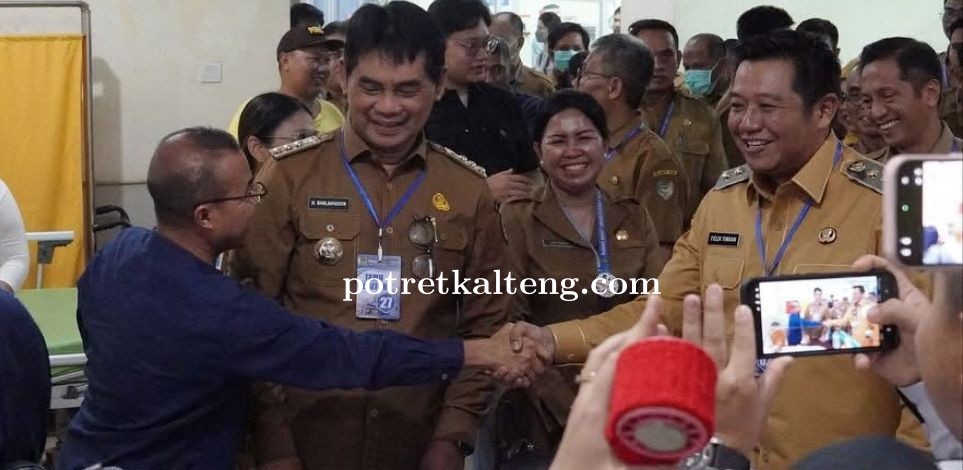 Komitmen Tingkatkan Kesehatan, Bupati dan Wakil Bupati Barut Tinjau RSUD di Hari Pertama Bertugas