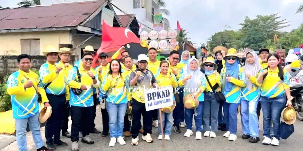 BPKAD Barsel Ikut Meriahkan Karnaval Budaya FBDD Tahun 2025
