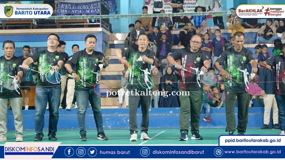 TANAMKAN SPORTIVITAS: Sekda Muhlis Ajak Peserta Bupati Barut Cup Lahirkan Atlet Kebanggaan Daerah