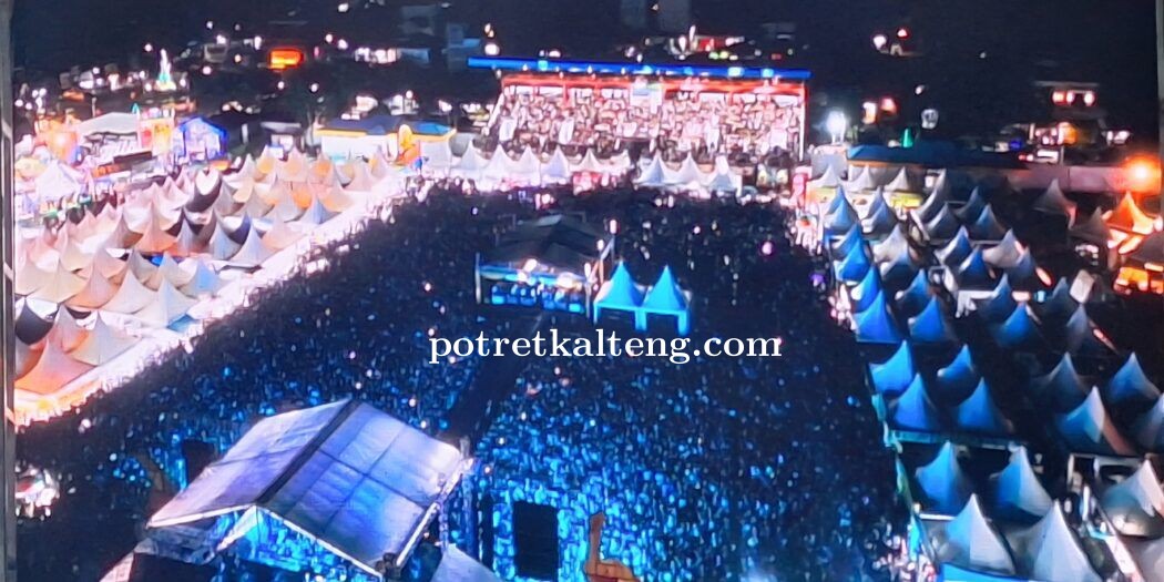 Malam Penutupan Barsel Expo 2025, Kawasan Stadion Batuah Buntok Dipadati Ribuan Pengunjung dan Alami