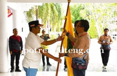 Pemkab Barsel Lepas Kontingen ke Peringatan Sumpah Pemuda dan Ikrar Bersama Anak Bangsa di Sukamara
