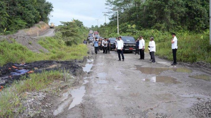 Pemkab Barito Utara Tangani Genangan di Jalan Benangin