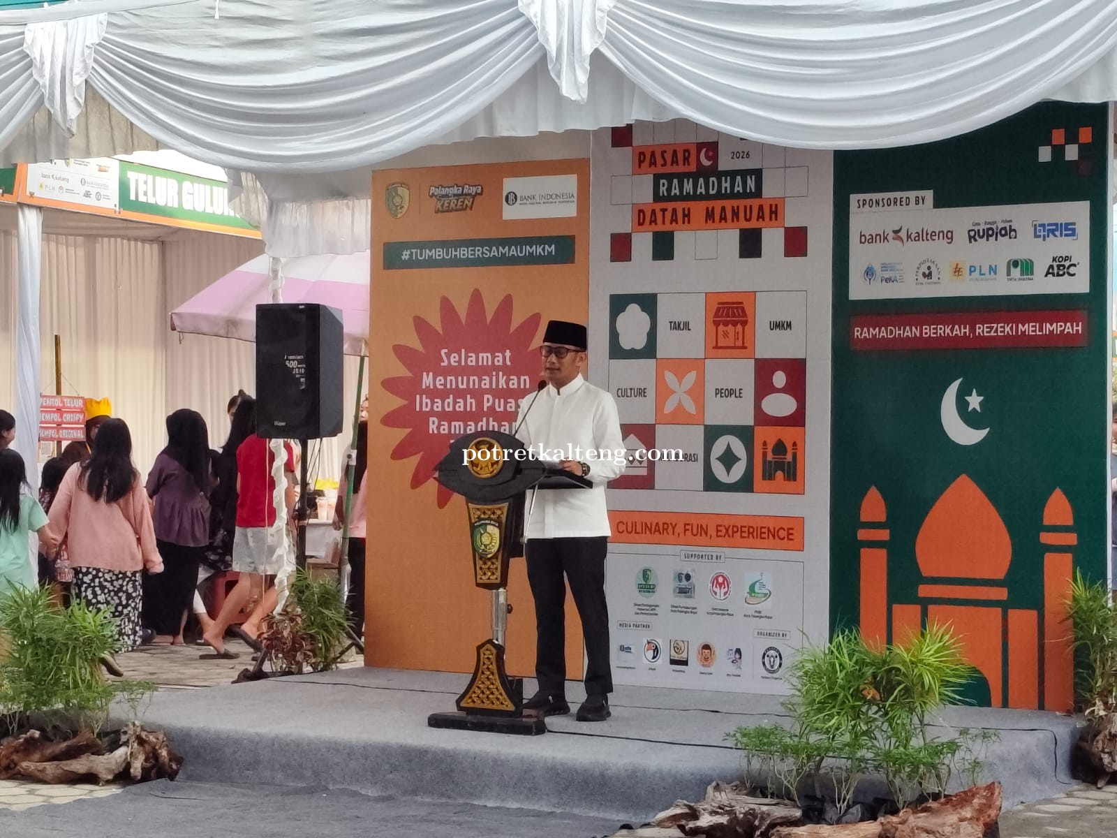 Wali Kota Resmikan Pasar Ramadhan Datah Manuah, 10 Titik Resmi Beroperasi di Palangka Raya