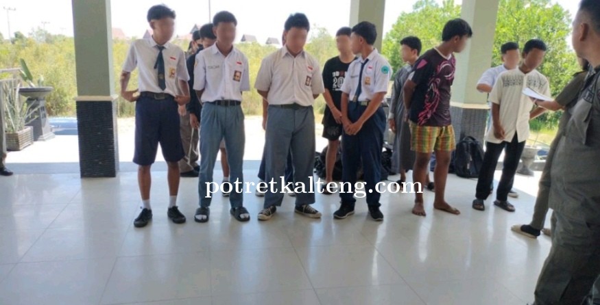 Satpol PP Razia Pelajar Bolos Sekolah: Upaya Tingkatkan Disiplin dan Kesadaran Siswa