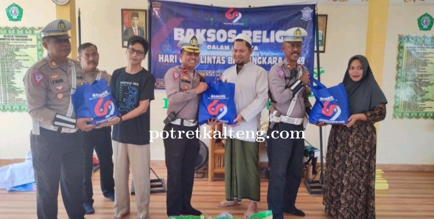 Satlantas Polres Palangkaraya Gelar Baksos, Bagikan Sembako ke Ponpes Baitul Tarbiyah