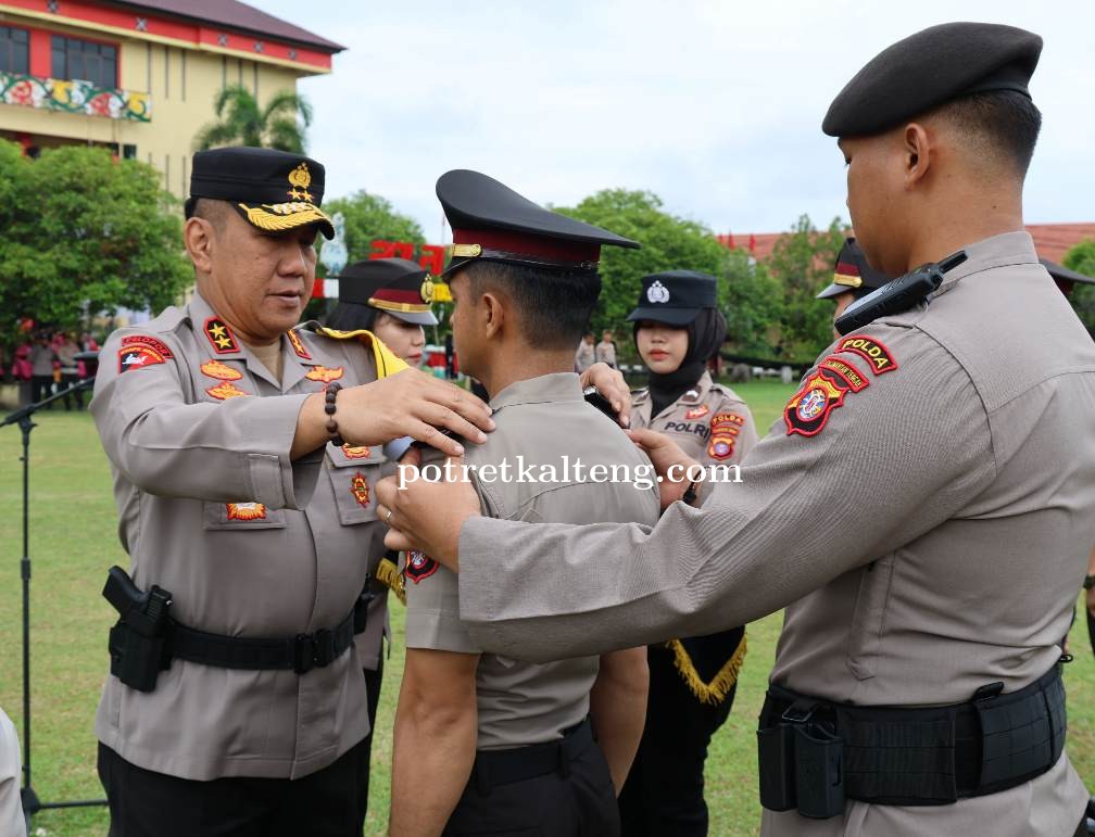 216 Personel Polda kalteng Naik Pangkat