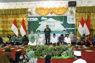 Bupati Kapuas Hadiri Lebaran Yatim dan Difabel, Sampaikan Pesan Haru dan Harapan