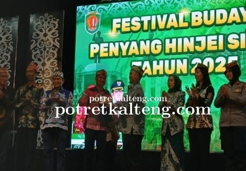 Anggota DPRD Katingan Hadiri Pembukaan Festival Budaya Penyang Hinje Simpei di Kasongan