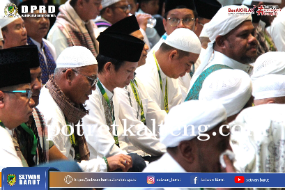 Tausiyah Ulama Sentuh Hati Jemaah, Tekankan Pentingnya Akhlak Nabi