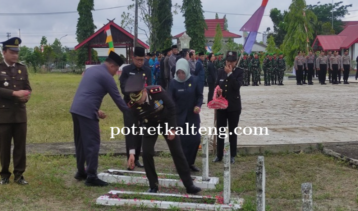 Ziarah makam pahlawan sebagai bentuk penghargaan jasa pahlawan di Barito Selatan
