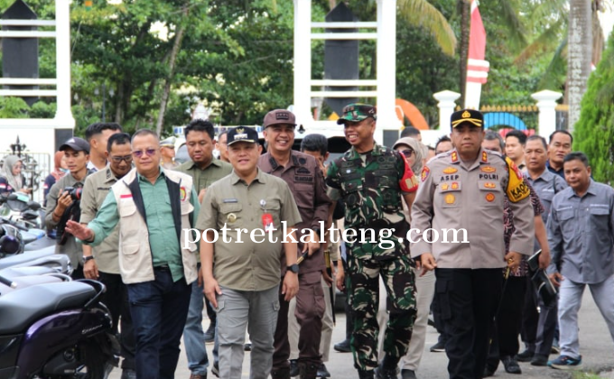 Pj Bupati Barsel bersama Forkopimda tinjau sejumlah TPS di kecamatan Dusun Selatan